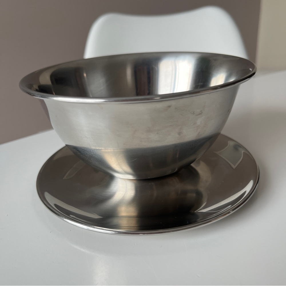 vintage Oneida stainless steel gravy boat bowl with an attached drip tray